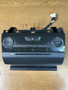 06700301980 MASERATI Ghibli Dash Radio Cd Navigation Head