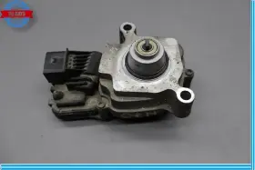 67008140 MASERATI Transfer Motor Actuator Module Quattroporte