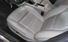 GLA250 MERCEDES Left Front Seat