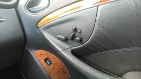 CLK350 MERCEDES Front Door Switch
