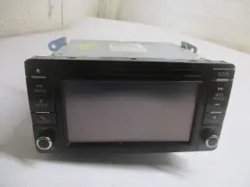 638-15748 MITSUBISHI Sport Rvr Single Disc Cd Player Radio