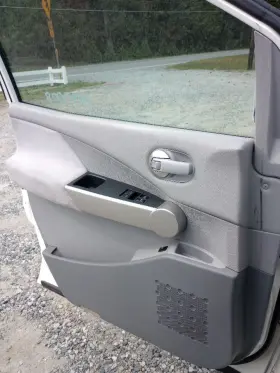 204.DA1404 NISSAN Front Door Panel Quest