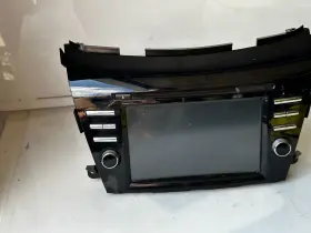 25915-9UA2A NISSAN Audio Radio Navigation Control Screen #2