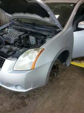 260.DA1D08 NISSAN Glove Box Sentra #3