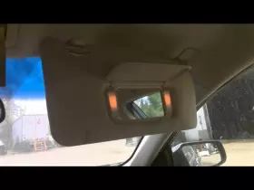 268-11801R NISSAN Passenger Right Sun Visor Illumination