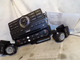 28395-ZQ01A1 NISSAN Armada Radio Control Panel Bose #3