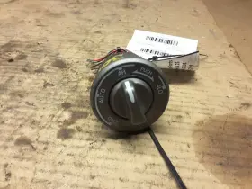 659.DA1306 NISSAN Armada Dash Interior Seat Switch