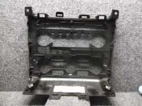 68260-3KA2A NISSAN Center Dash Bezel Ac Pathfinder #2