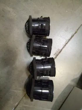 68755-KB50A NISSAN Gtr Dash Vent Set R35 Gt #2