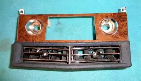 2837748 ORIG MOPAR Body Rear Defogger Vent Bezel Duct Hose