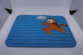 8203 PLASTICOLOR Garfield Lets Eat Pet Cat Bowl Mat
