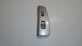 641.GM2K07 PONTIAC Vibe Rh Front Door Switches Bezel