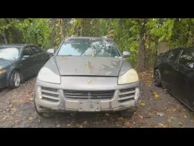 260.PO1309 PORSCHE Glove Box Cayenne