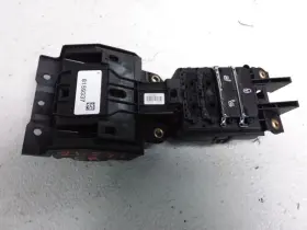 659.PO1U15 PORSCHE Dash Interior Seat Switch Panamera #3