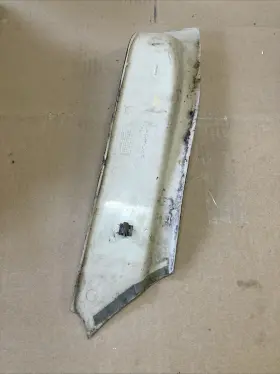 101280 RANGE ROVER Rear Step Carpet Cream Ean Right Edge #2