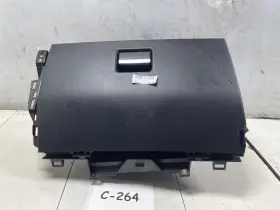 260.RV1E13 ROVER Evoque Glove Box Storage Copartment