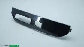 131.GM7S07 SATURN Sky Passenger Seat Belt Indicator Panel #3
