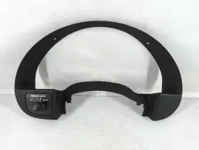 21060132 SATURN Cluster Bezel Tlqdh