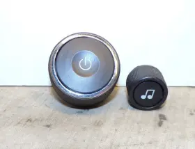 25920408 SATURN Ion Radio Cd Knob Set Vue #2
