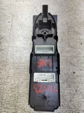 83071FL62A SUBARU Auto Front Driver Master Window Switch