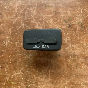 86257-SJ120 SUBARU Crosstrek Dual Usb Port Jack Impreza