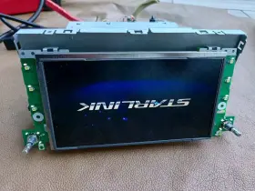 MN411129-1610D SUBARU Am Fm Cd Player Radio Receiver Lcd