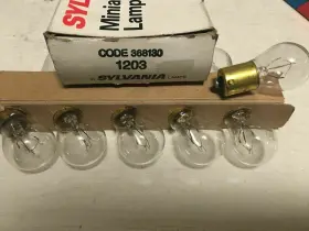 368130 SYLVANIA Box Bulbs C77 #2