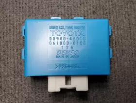 08940-48010 TOYOTA Towing Converter Module RX300 Lexus
