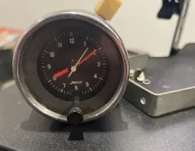 1121J TOYOTA Jeco Dash Clock Datsun