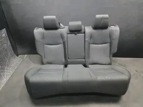 RAV-4 TOYOTA Rear Seat
