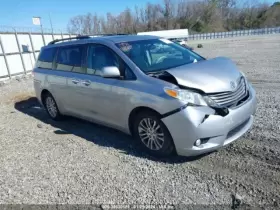 260.TO1411 TOYOTA Glove Box Sienna
