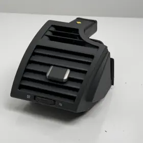 55670-33160 TOYOTA Front Right Dash Vent Grille Camry