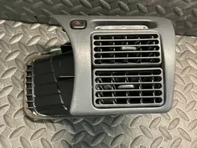 55686-20100 TOYOTA Center Duct Hvac Ac Heater Dash Louver