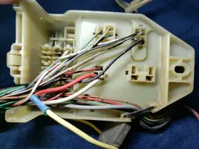 82131-89565 TOYOTA Body Dash Wiring Harness Interior Fuse Box #3