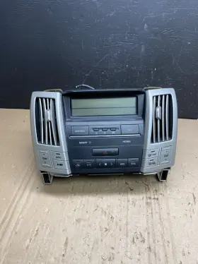 84010-48120 TOYOTA Radio Dash Climate Control Air Vent Dg