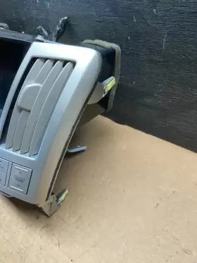 86110-48250 TOYOTA Radio Navigation Display Climate Control #2