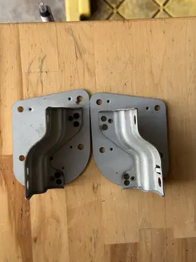 86212-0C011 TOYOTA Radio Mount Bracket Set Tundra Sequoia
