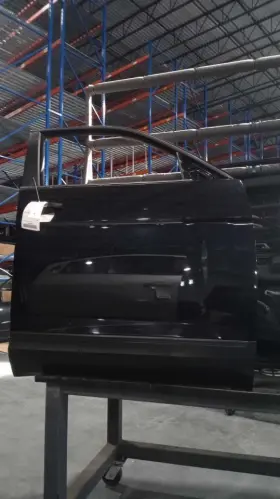 120-10059R VOLKSWAGEN Passenger Right Front Door Atlas