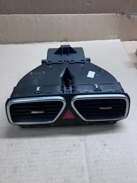 1Q0819735C VOLKSWAGEN Eos Center Dash Air Vent