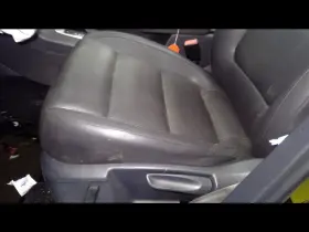 202-52149AL VOLKSWAGEN Driver Front Seat Manual Tiguan