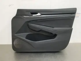 204.VW1922 VOLKSWAGEN Hatchback Door Panel Front Right Blac