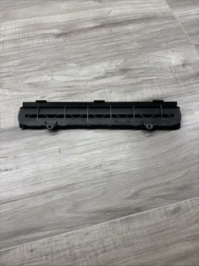 7H1819913 VOLKSWAGEN Alt Tdi Filter Pollen Lid Q7 Audi Vw
