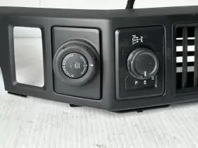 FL3B-19C682-AB VOLKSWAGEN Front Left Dash Air Vent Bezel Unit #3