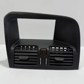 1284824 VOLVO Center Dash Bezel Vent XC60