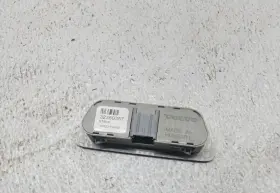 32265869 VOLVO Roof Front Right Telephone Microphone XC40